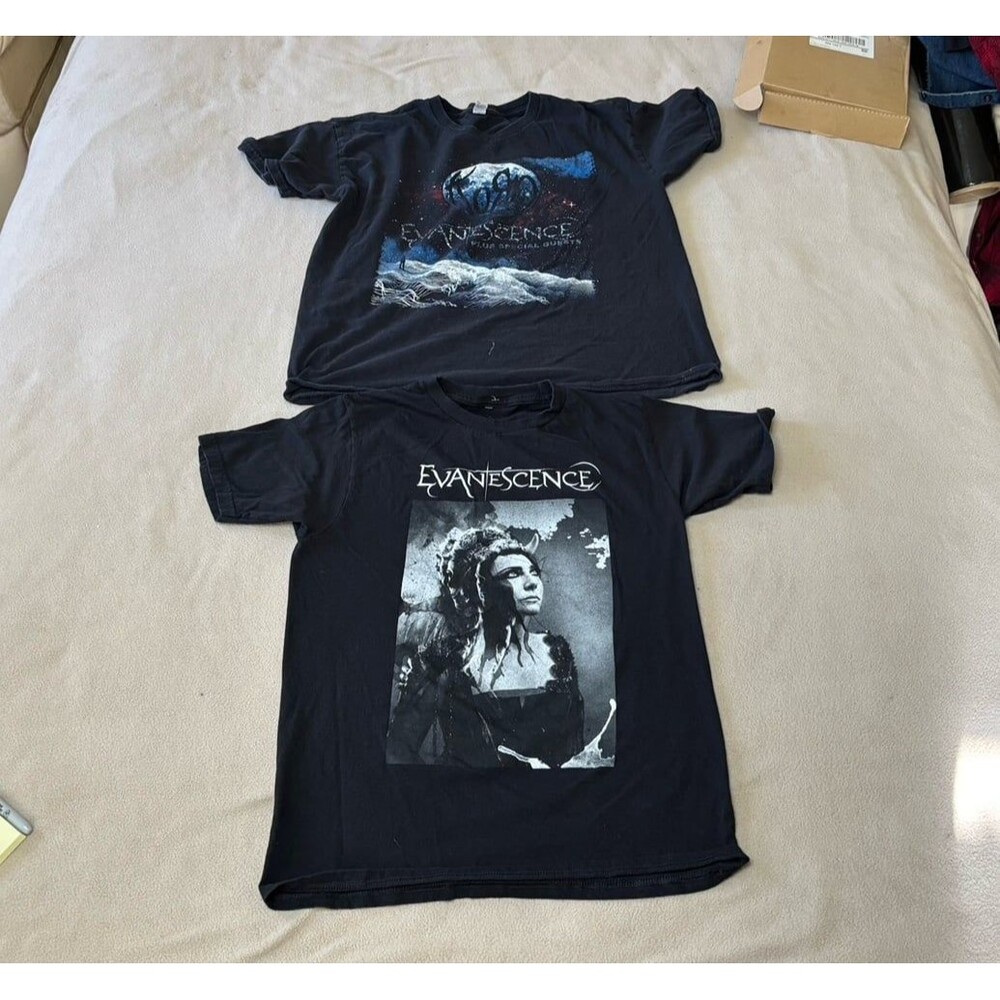 Lot of 2 Evanescence Band Shirt Size M